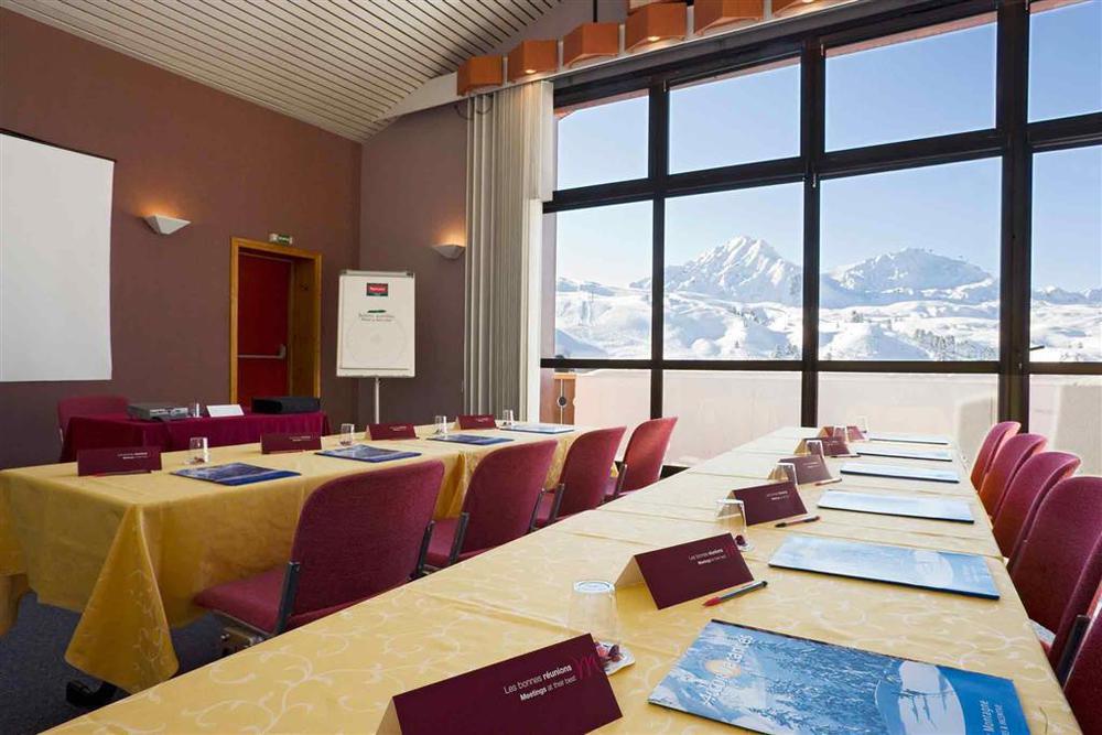 Hotel L'Eden Des Cimes - Vacances Bleues - Belle Plagne 2100 Ла План Съоръжения снимка
